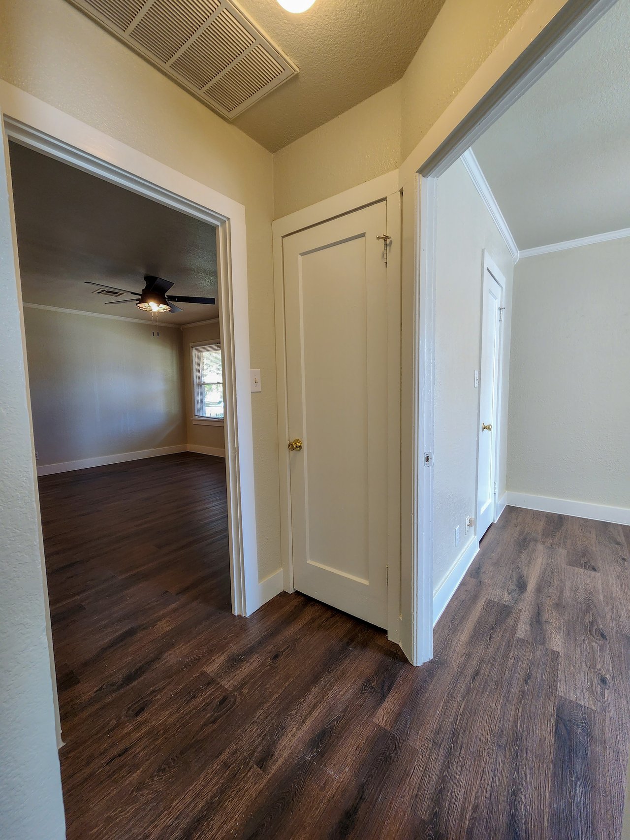1002 Overland Ct