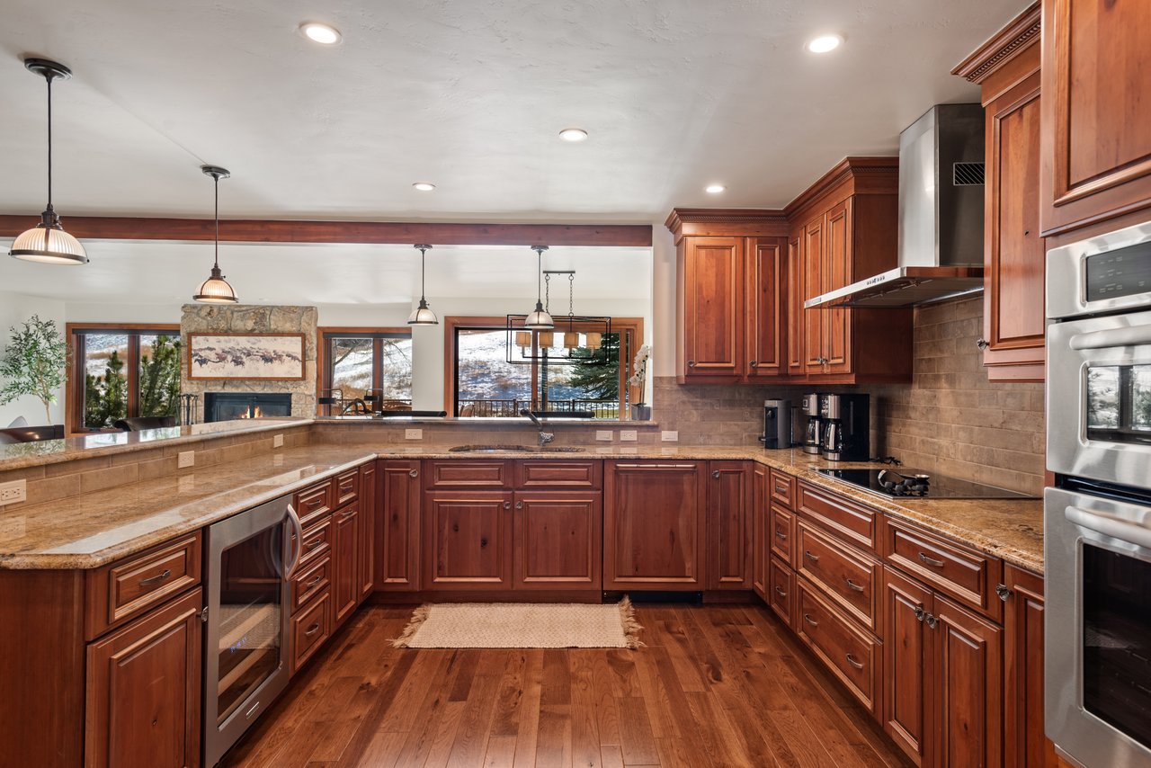 Renovated Snowmass Retreat with Panoramic Ski Area Views