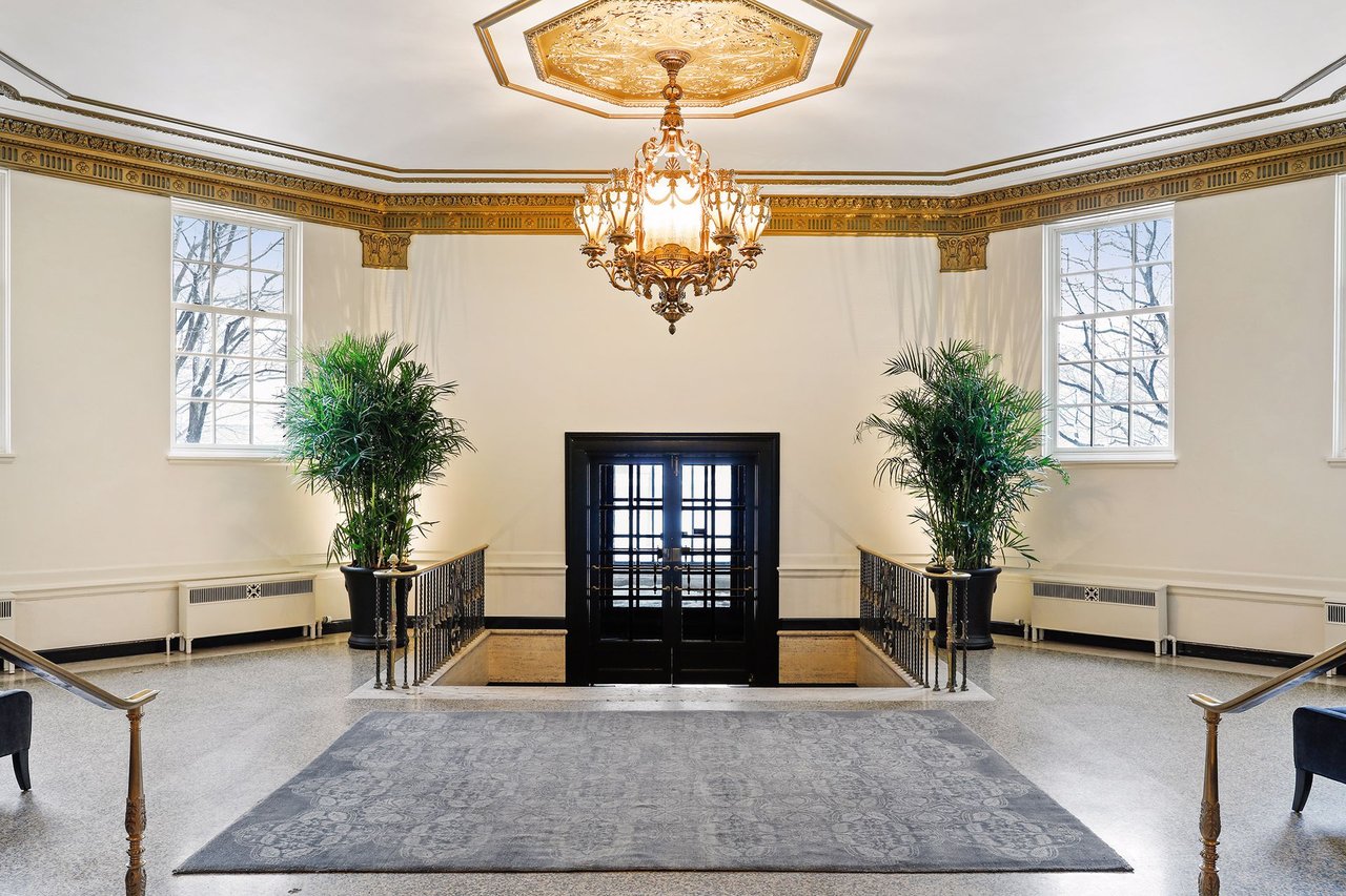 510 Groveland Avenue #304
