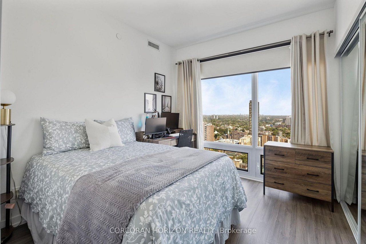 DOWNTOWN MODERN CHARM