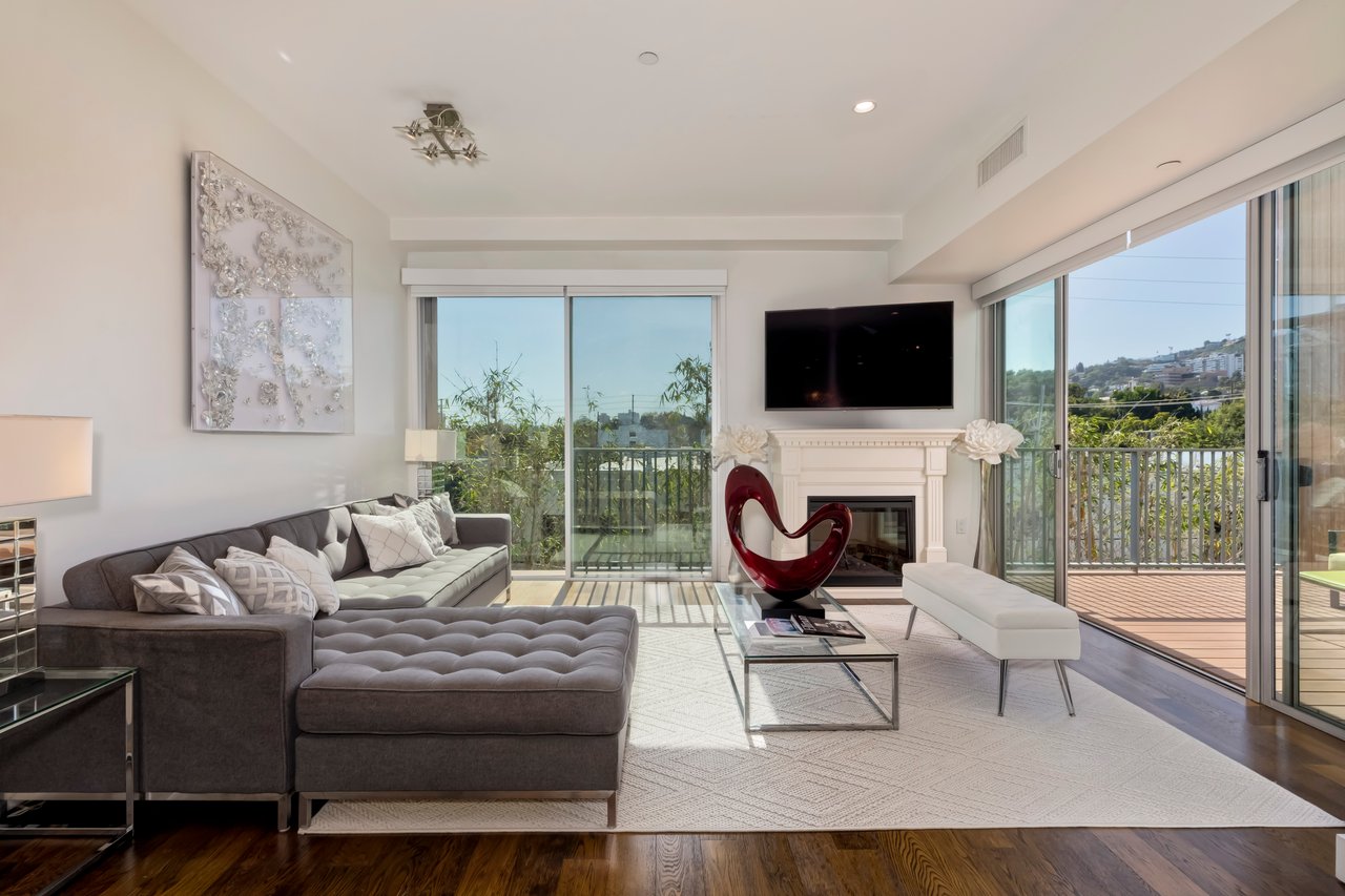 855 N Croft Ave Unit: 306, West Hollywood