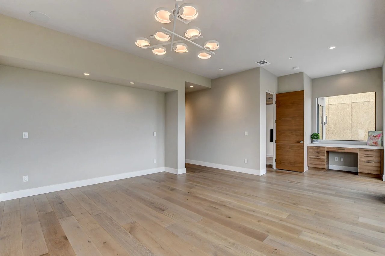 Modern Model Home for Sale in MacDonald Highlands