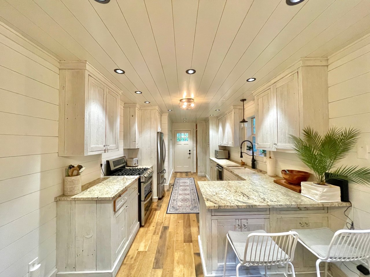 619 Holly Road