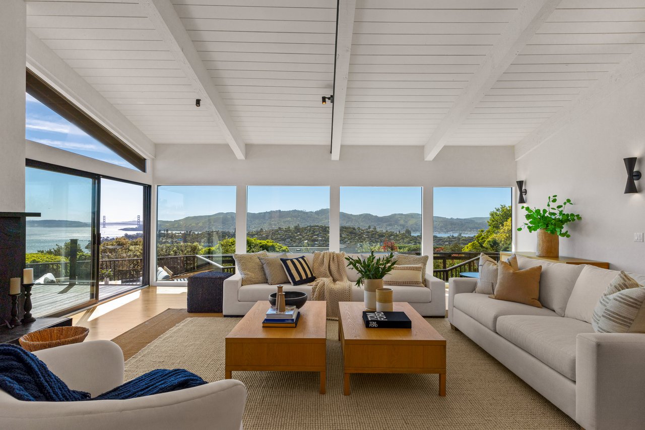 Sweeping Views of San Francisco and the Golden Gate Bridge