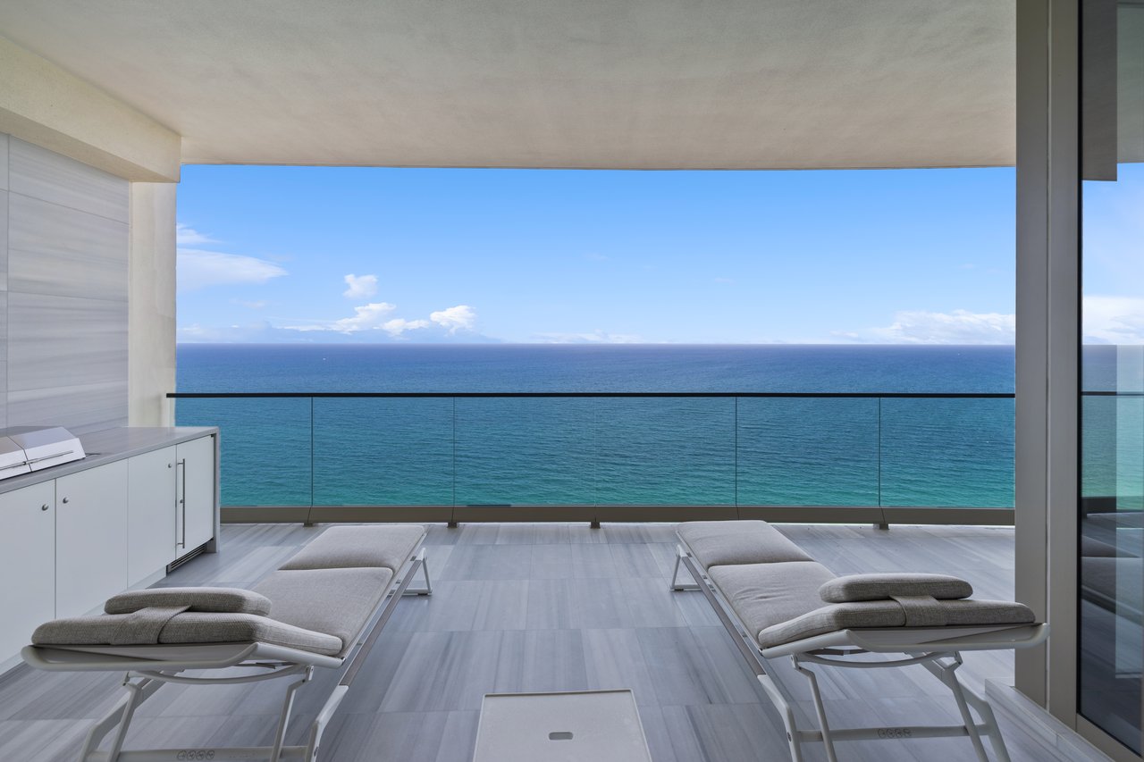 17901 Collins Ave # 3003