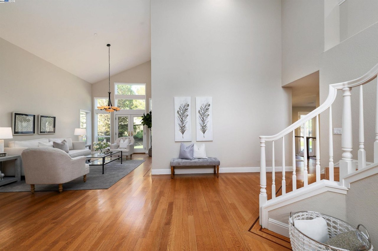 1398 Benedict Ct