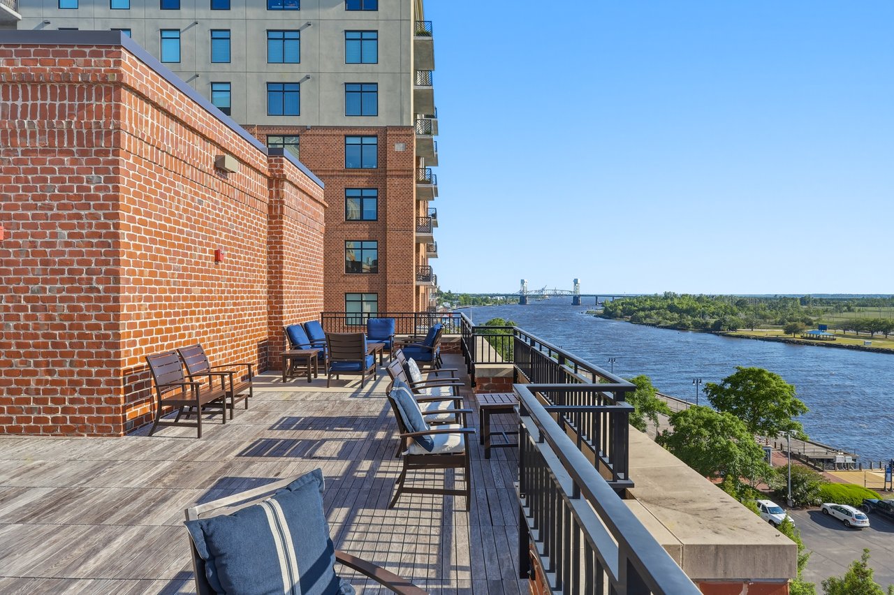 The Overlook at River Place