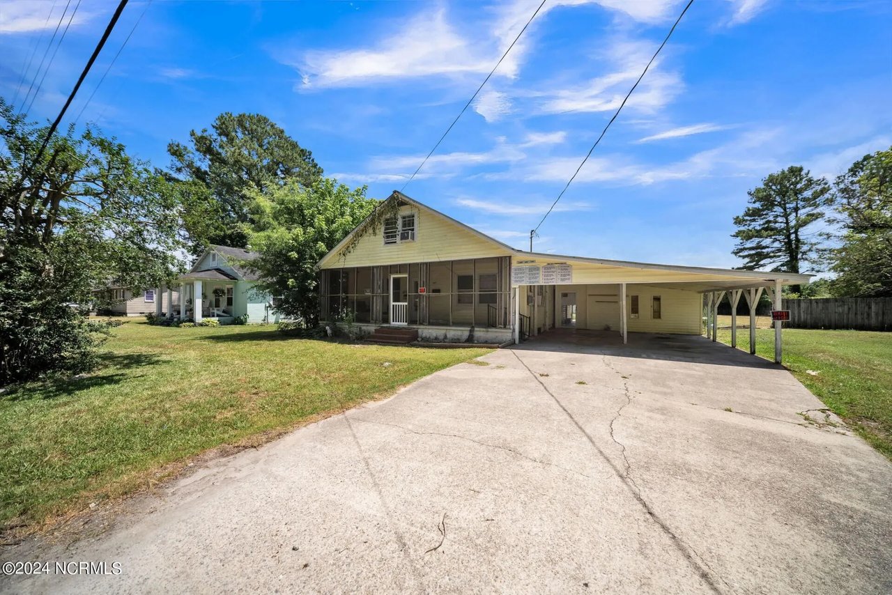 208 West Ave, Plymouth
