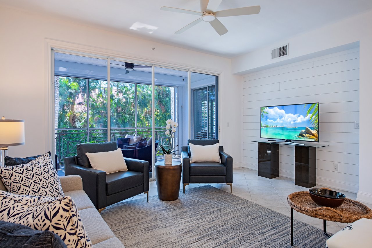360 7th Ave S 4 Naples Fl Us 34102 52046dc21df28bd68e72551834bec78c