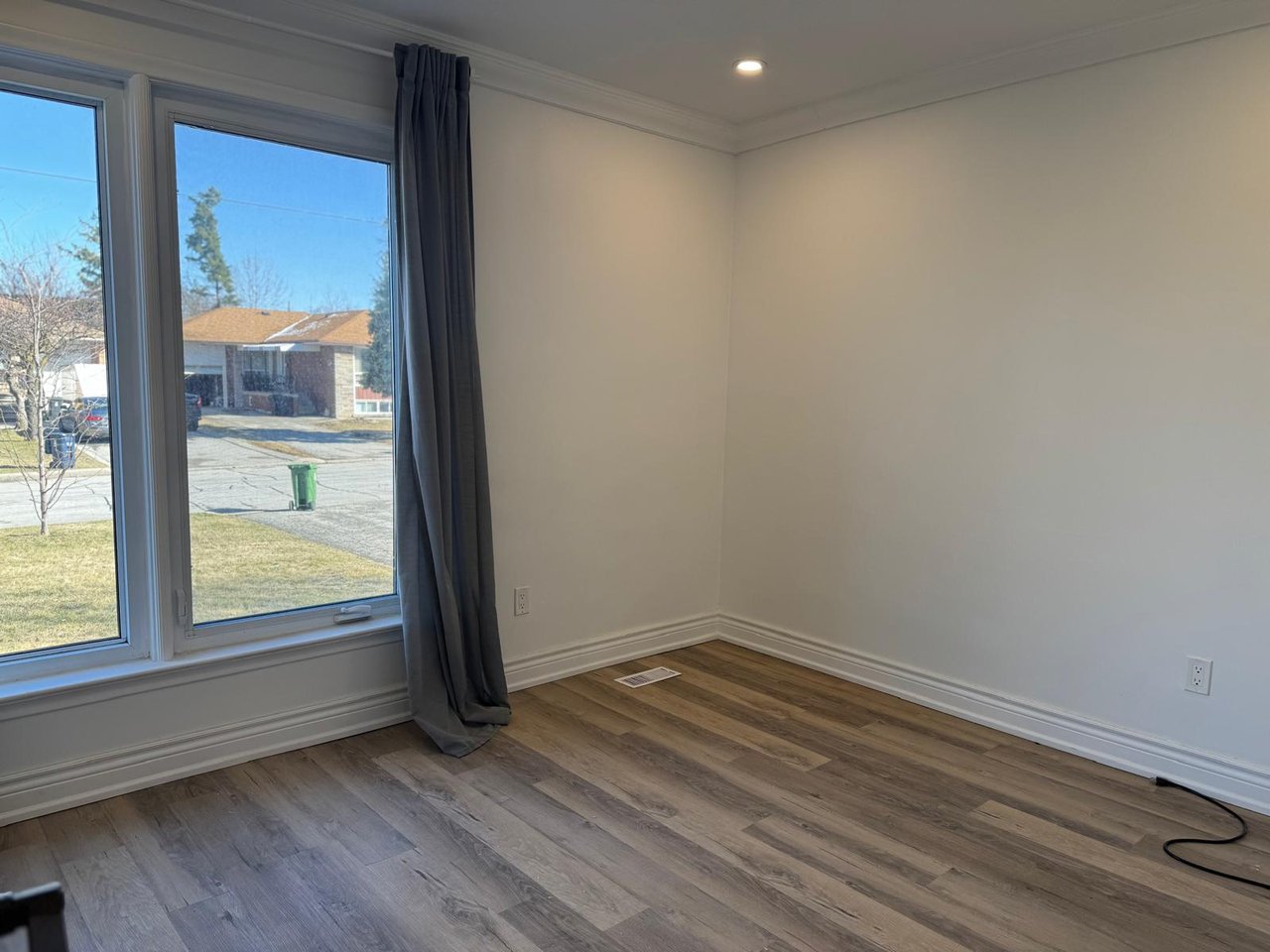 291 Brighton Avenue Unit: Main Front