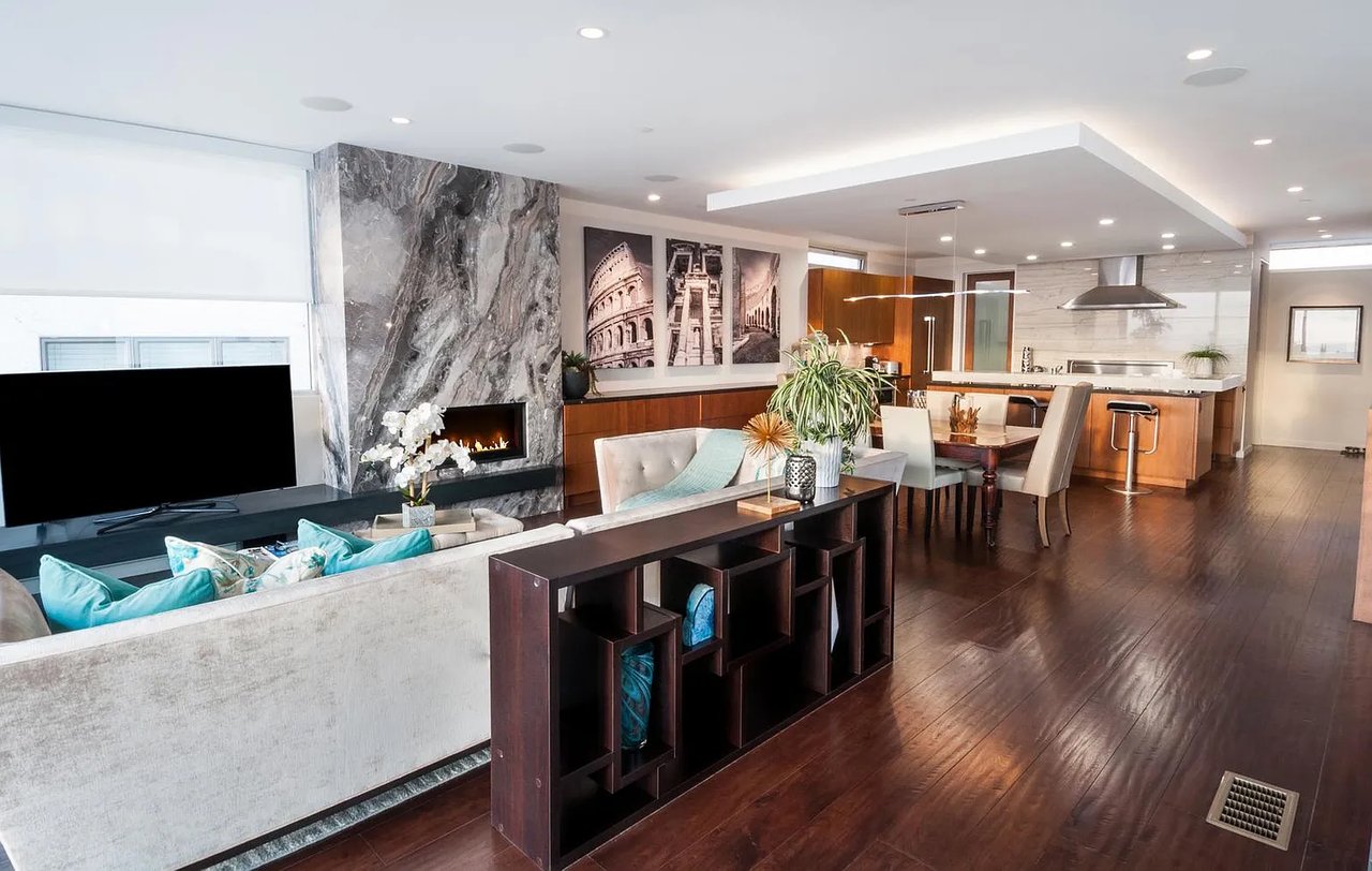 611 Bayview Dr