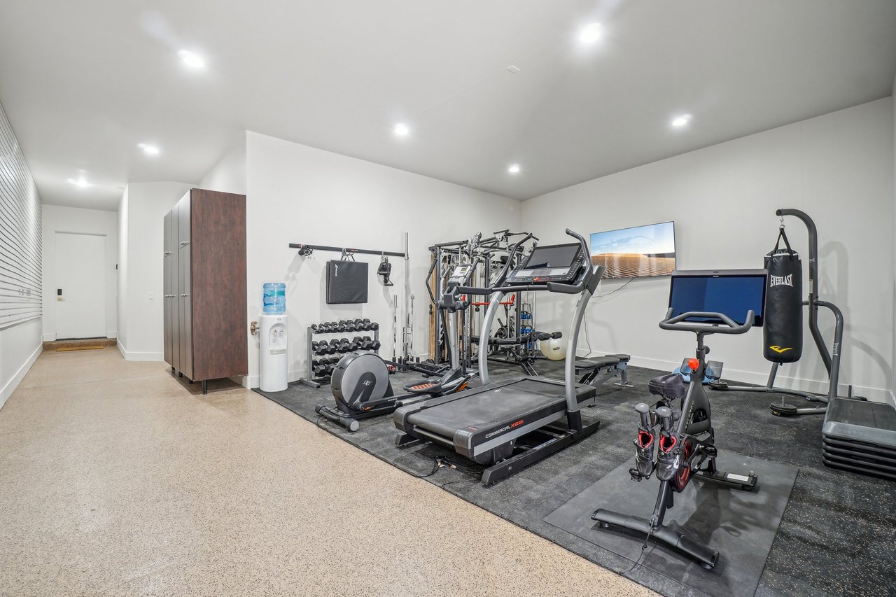 4141 E Canyon Estate Dr