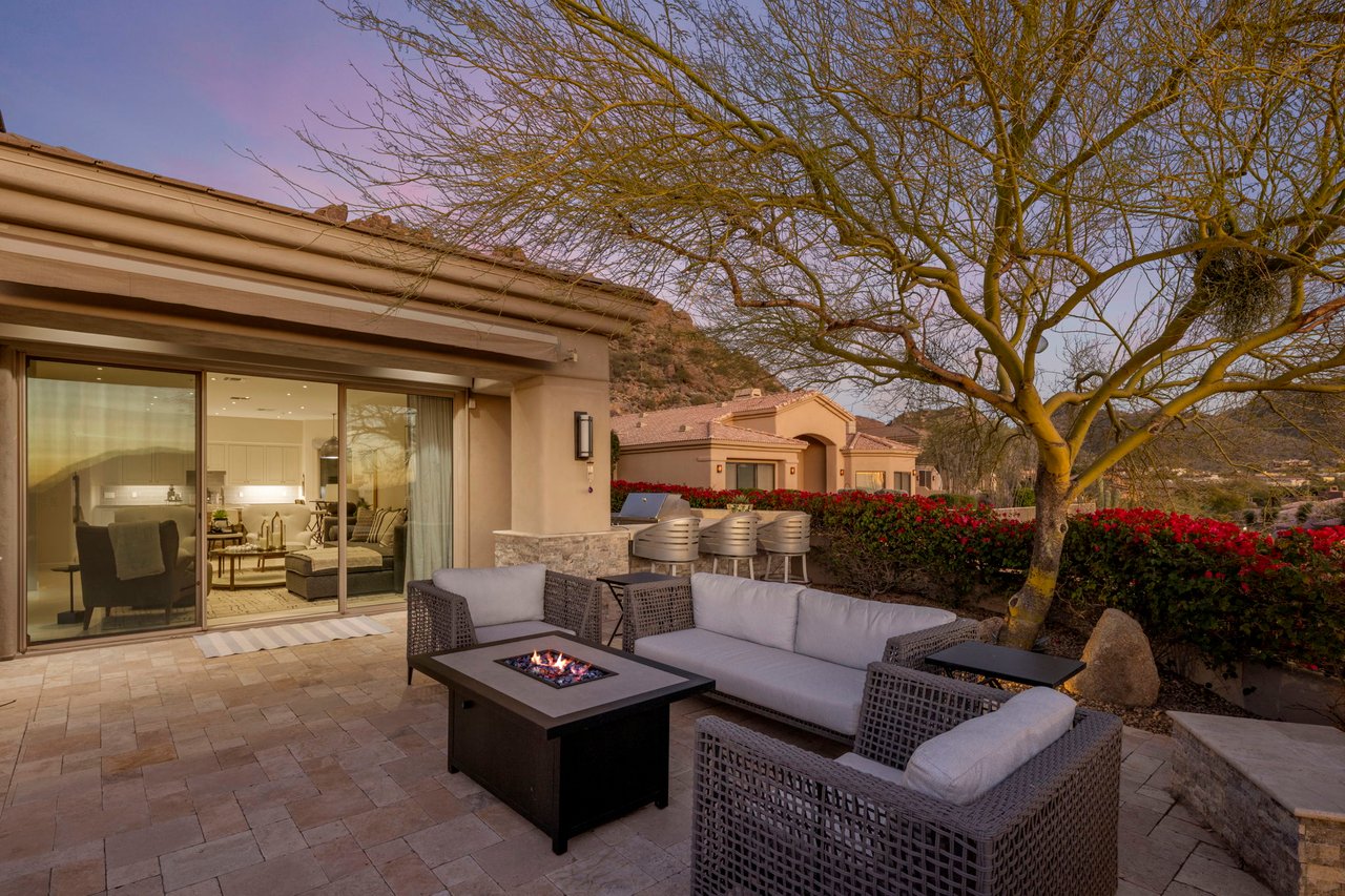 11129 E JUAN TABO Road