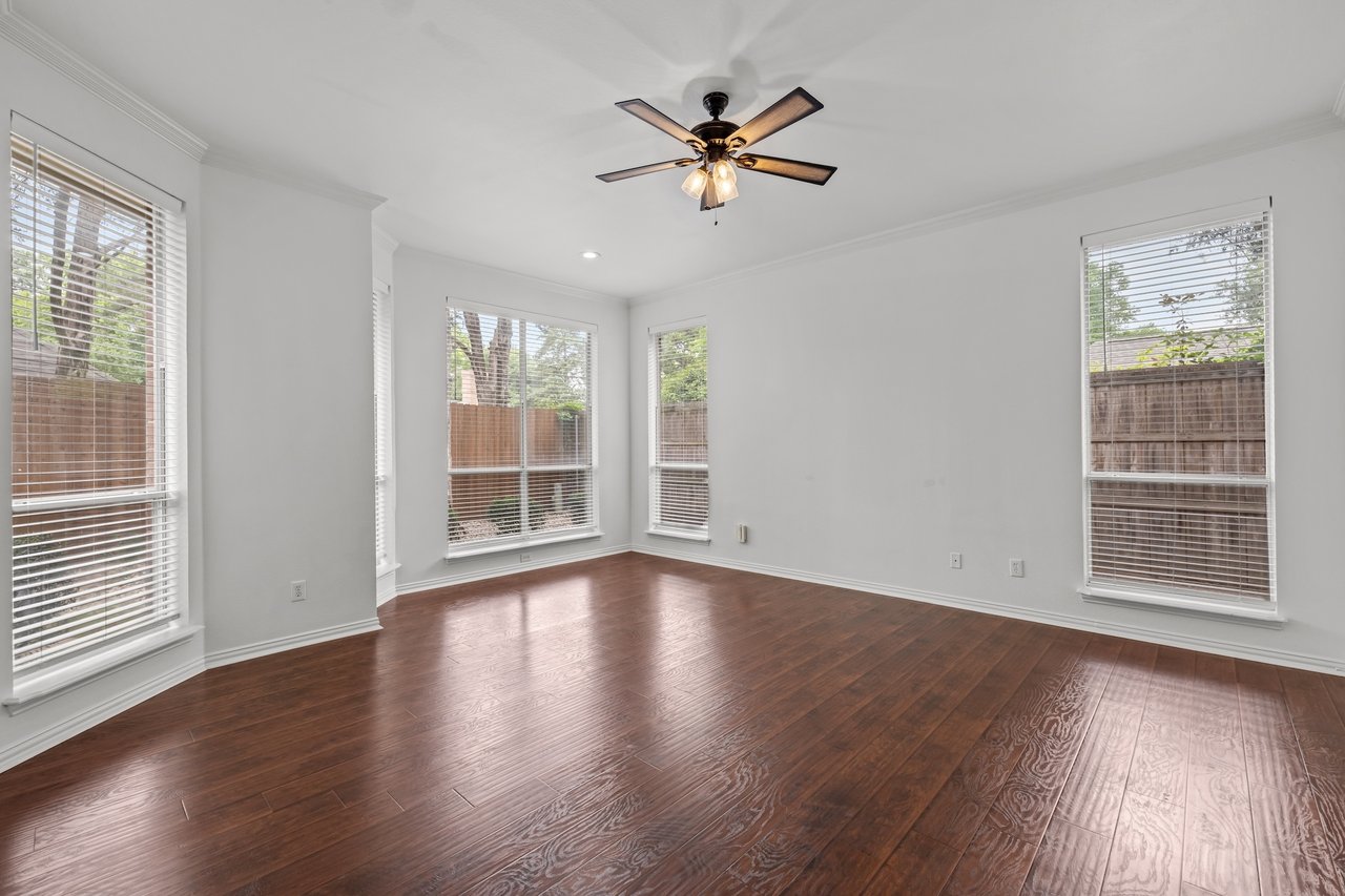2 Treewood Court