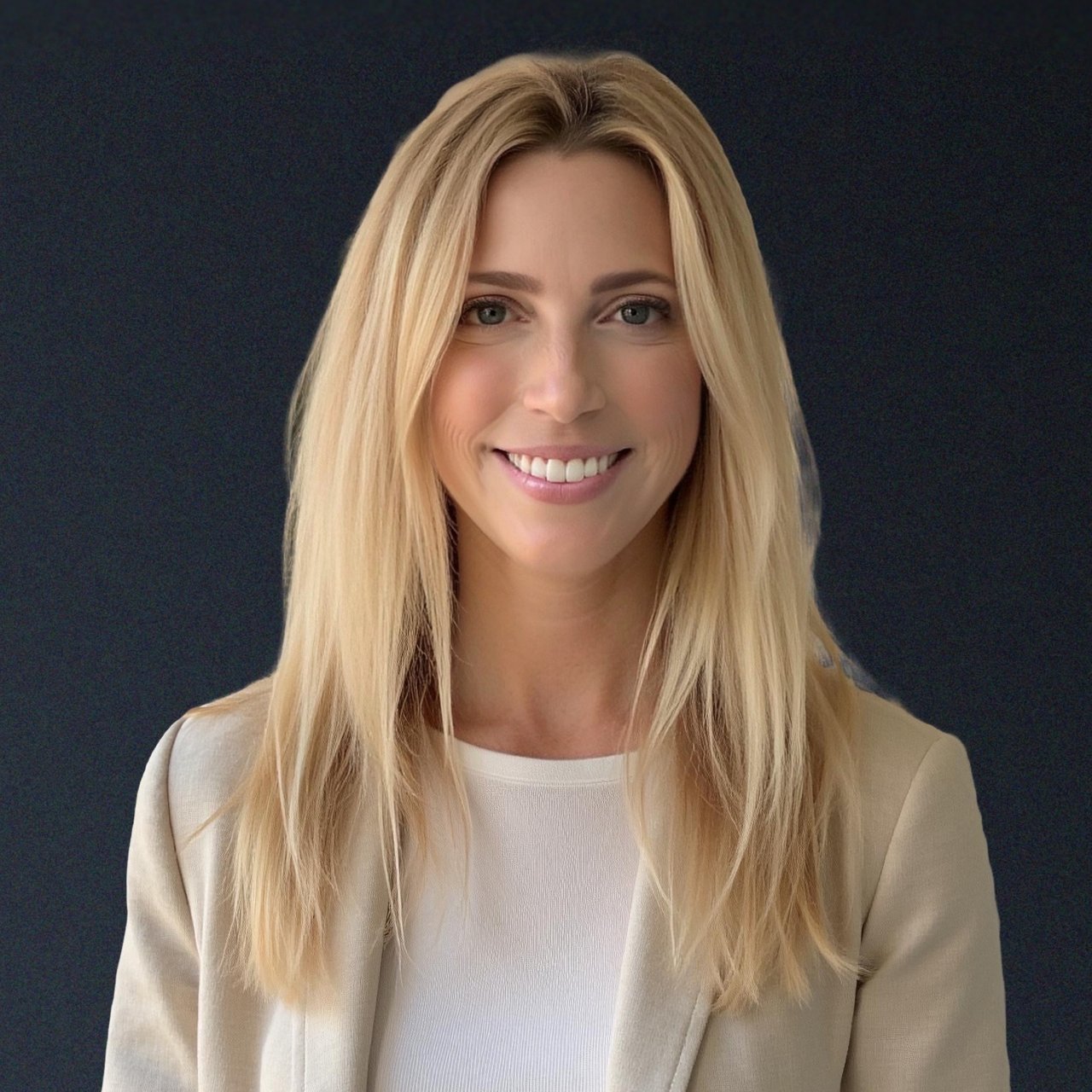 Robyn Lynn Charleston, SC Real Estate Agent Headshot