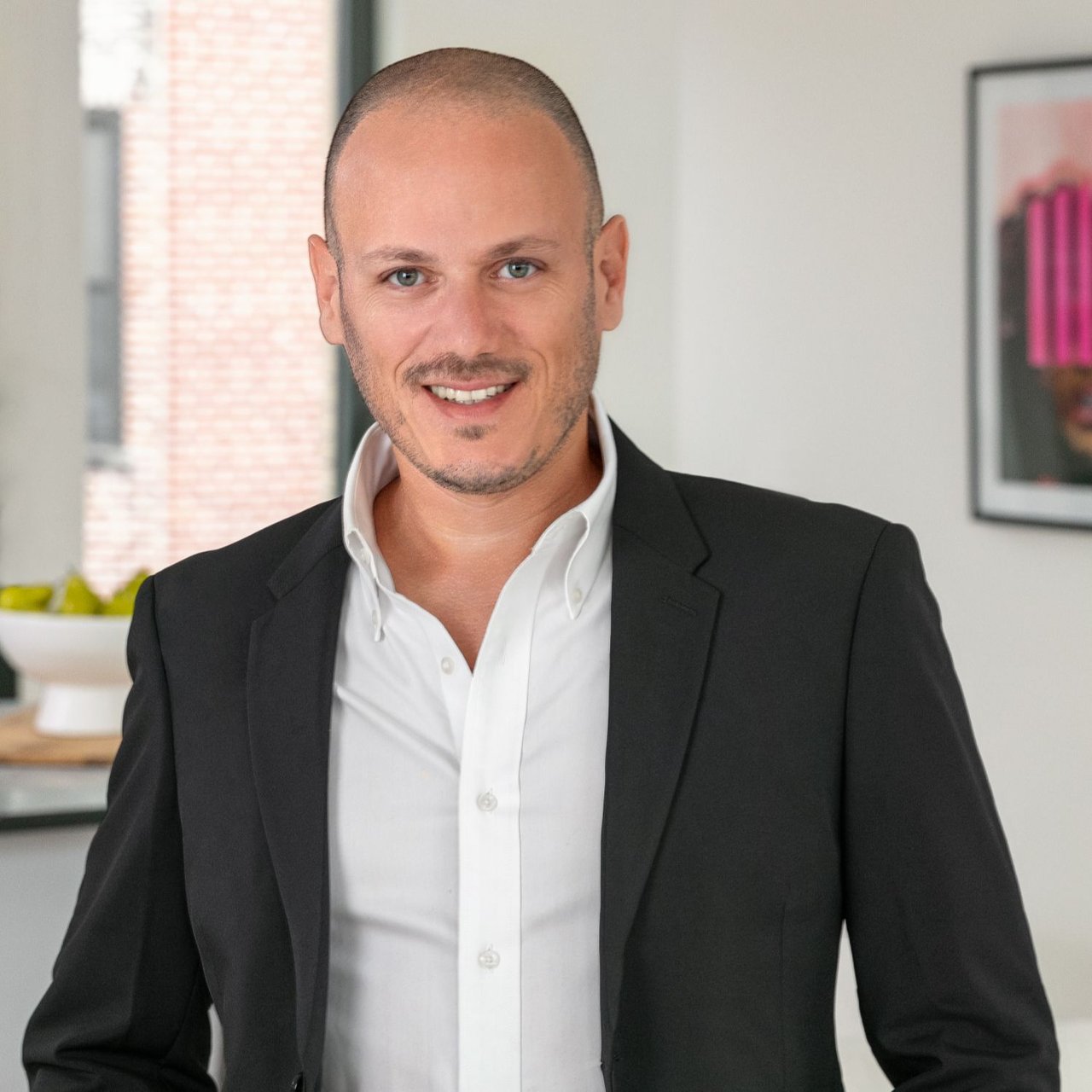 Shai Bernstein New York, NY Real Estate Agent Headshot