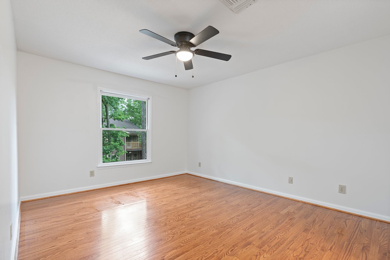 Updated 1BR Condo Near Redstone Arsenal – Convenient, Modern Living in Huntsville!