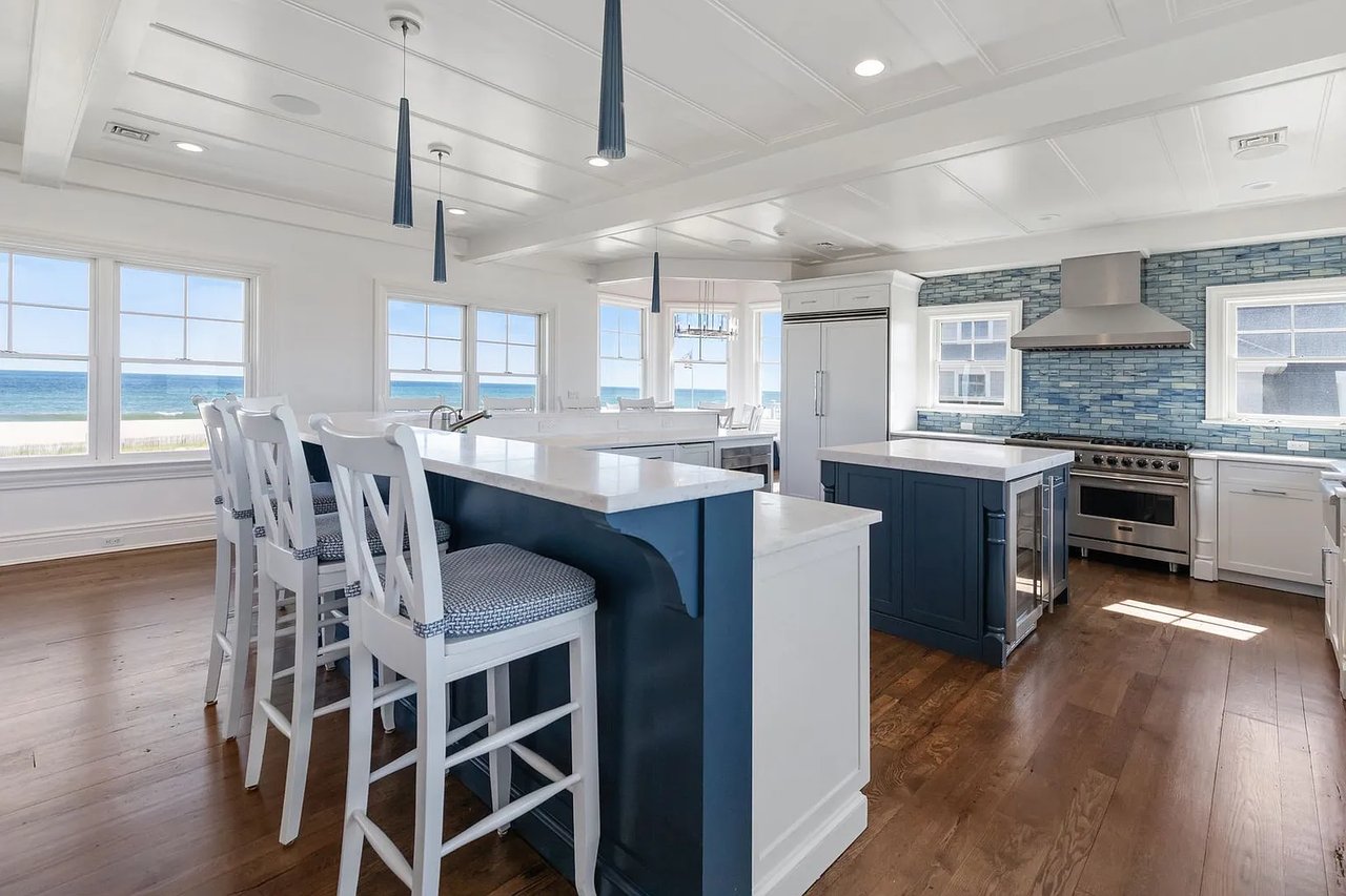 743 Dune Rd