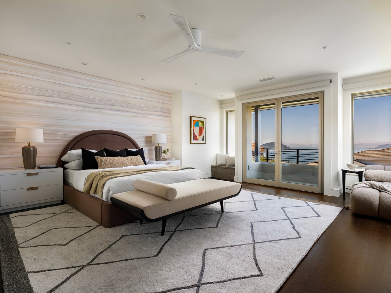 Architectural Modernism, Bay Views, and Exceptional Outdoor Living