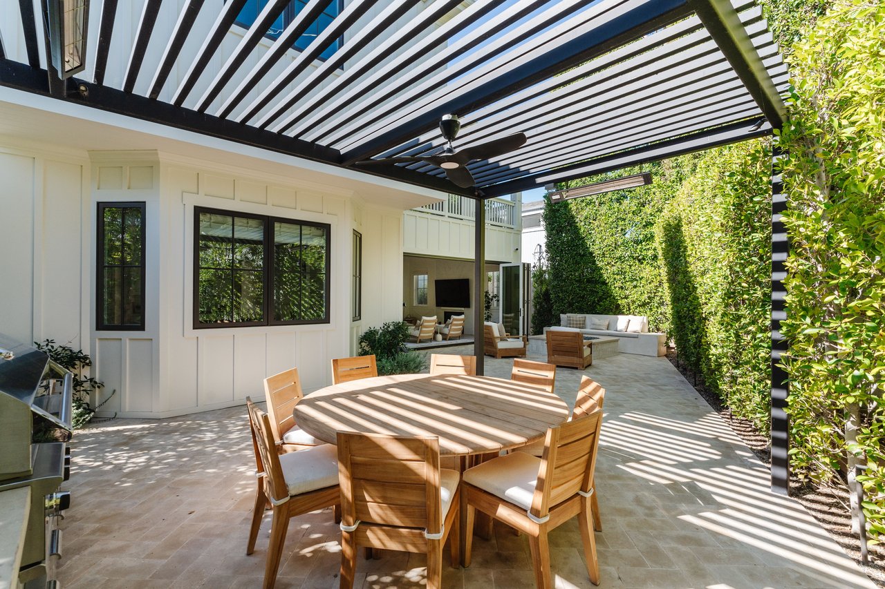 16045 Northfield St, Pacific Palisades 