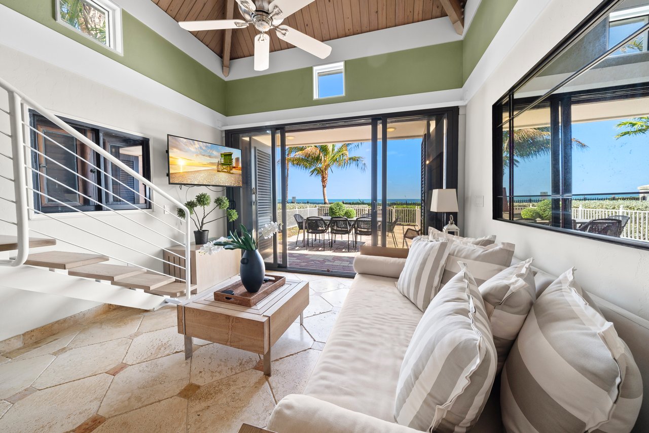 797 Crandon Boulevard Cab 101