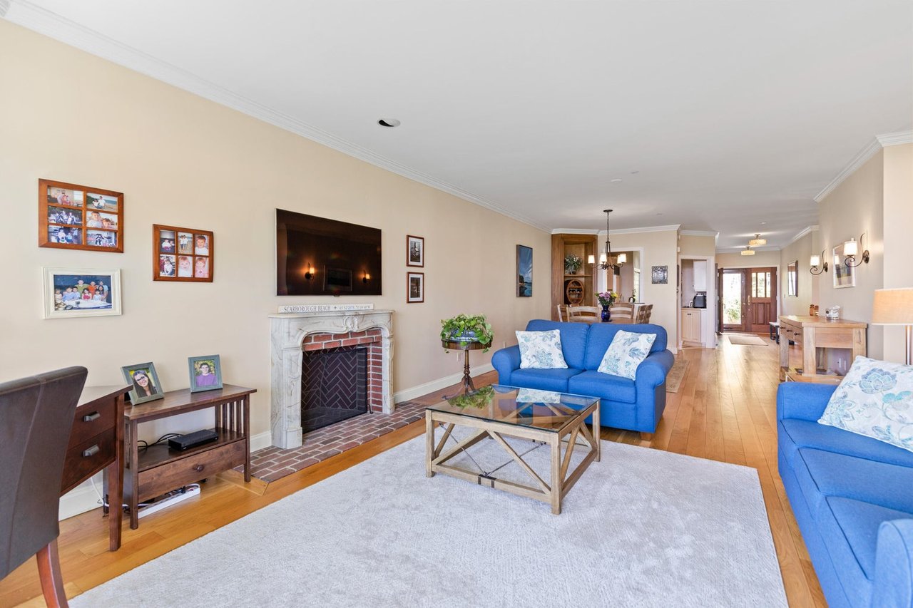 17 Atlantic Drive, Unit #: 17B