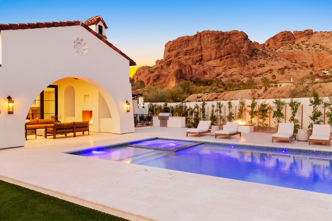 4605 E ROCKRIDGE Road