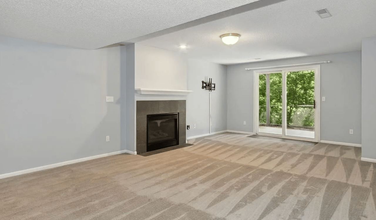 125 E Dovetail Dr