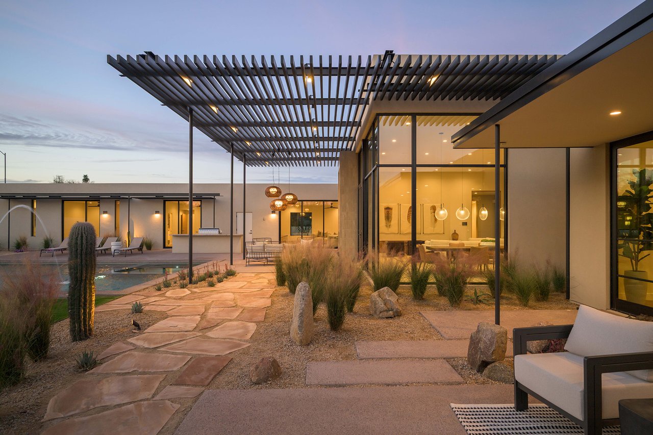 5287 N INVERGORDON Road