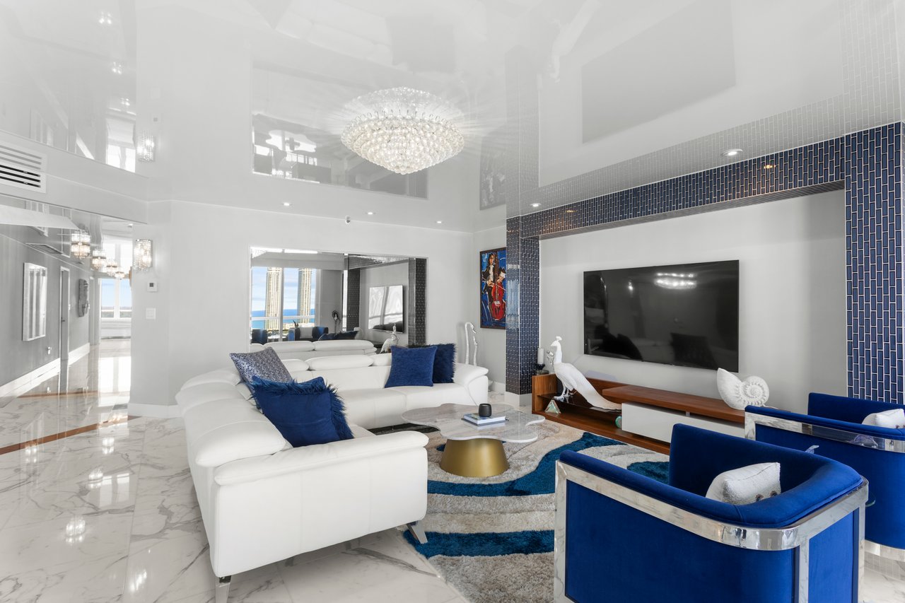 2600 Island Blvd # 2603