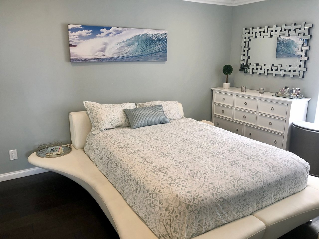 555 Esplanade # 517, Redondo Beach 90277