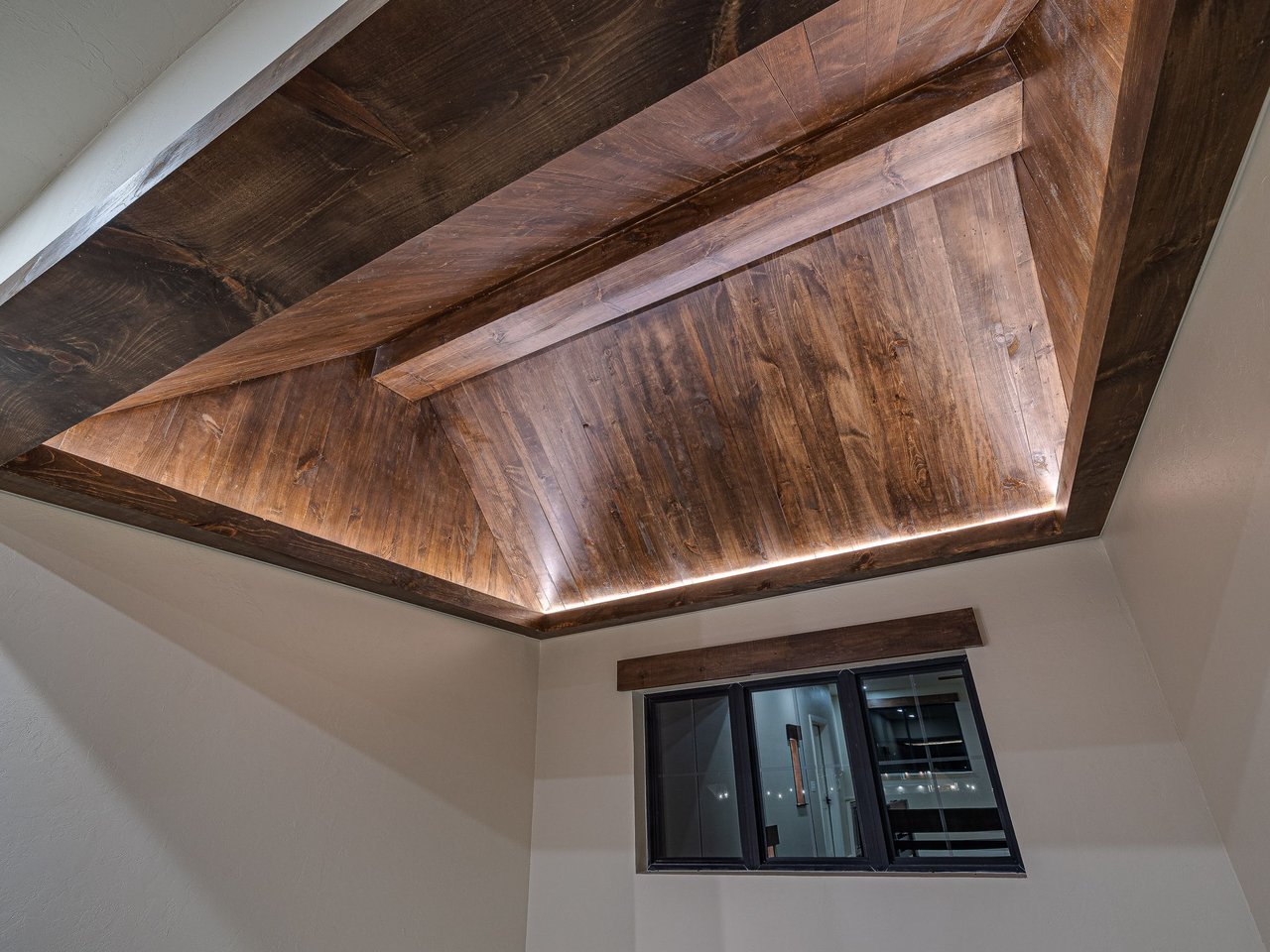 The Diamond Lodge in Mustang, Oklahoma: A Modern Mountain Masterpiece on Cimarron - Wyatt Poindexter - The Agency Oklahoma