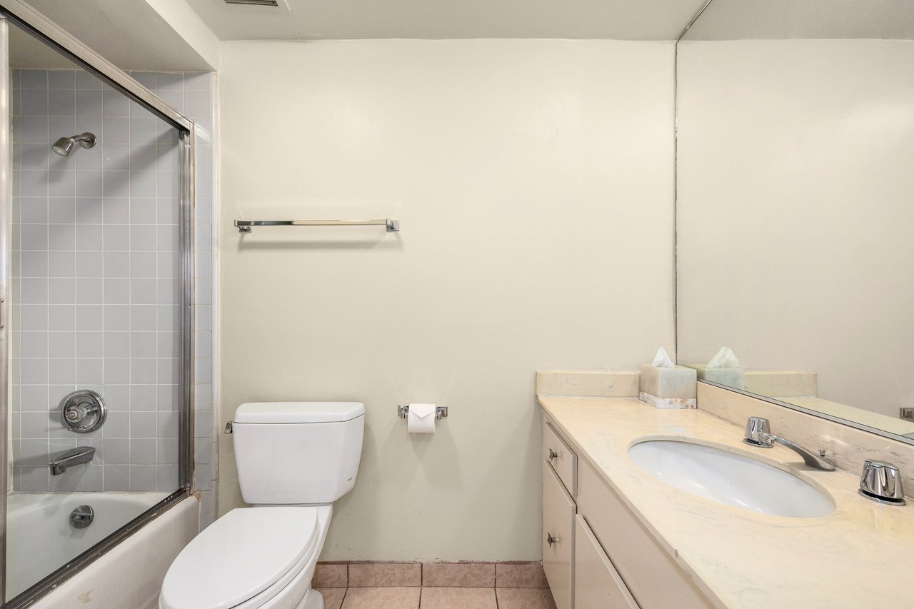 7309 Franklin Avenue, No. 304