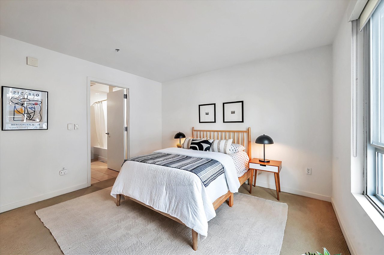 325 Berry Street Unit: 107