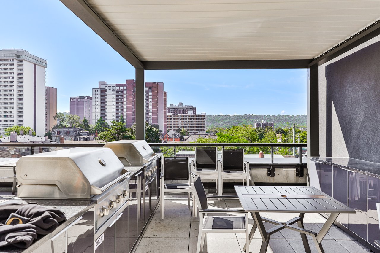 1806-15 Queen Street, Hamilton