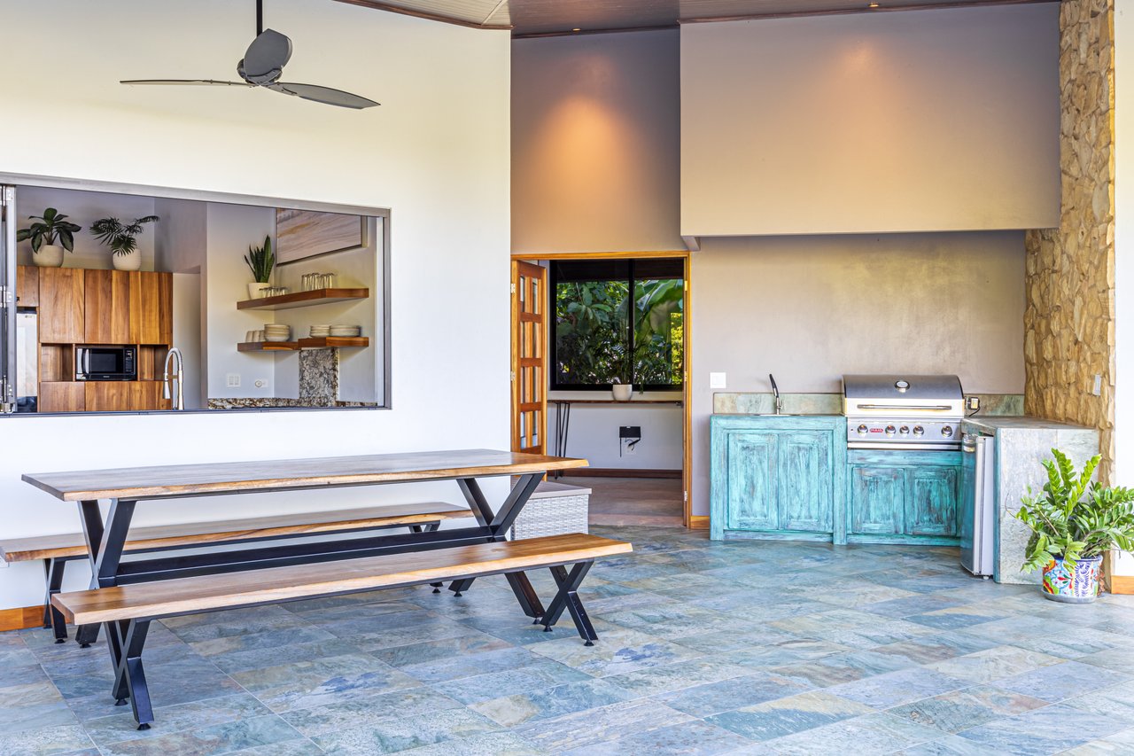 Beautiful Ocean View Casa Espiritu de la Jungla in Ojochal.  Accepting Bitcoin!