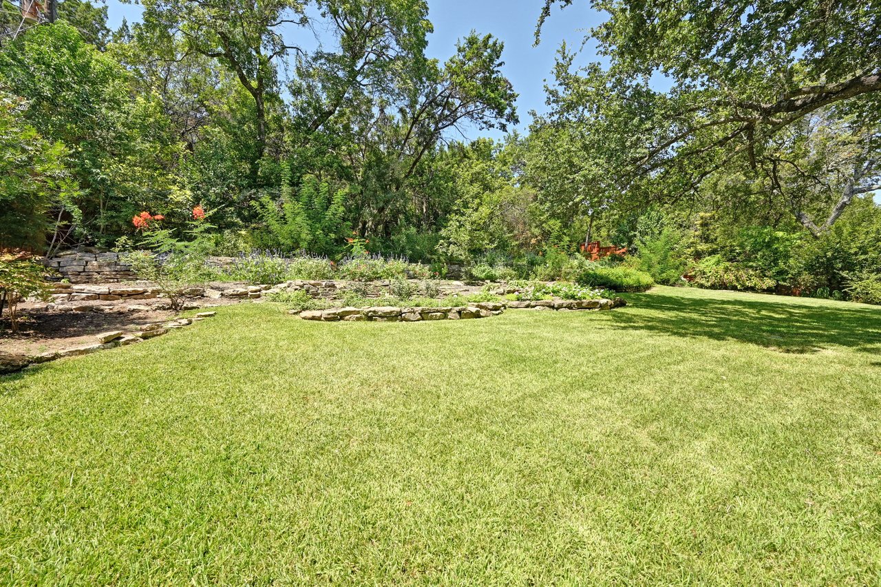 4207 Bennedict Lane