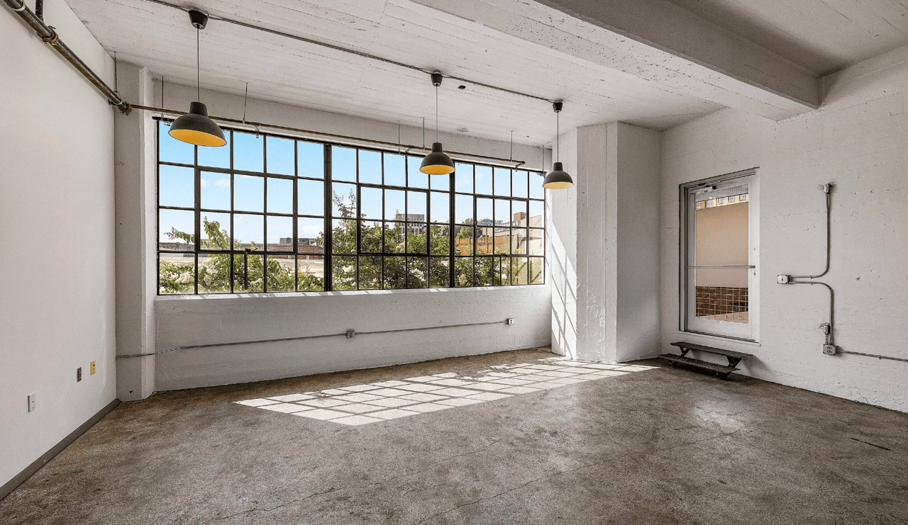 200 W Jackson Avenue #206
