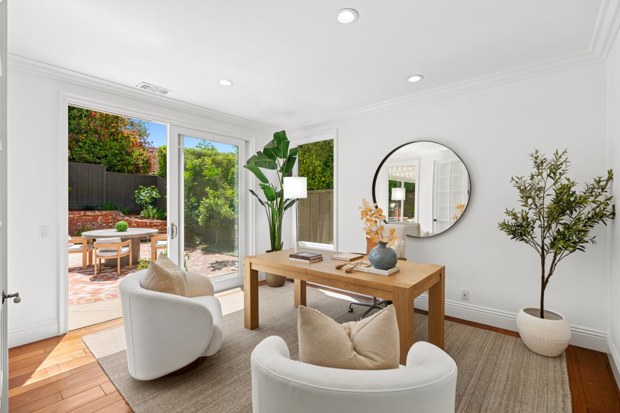 1943 Port Provence Place