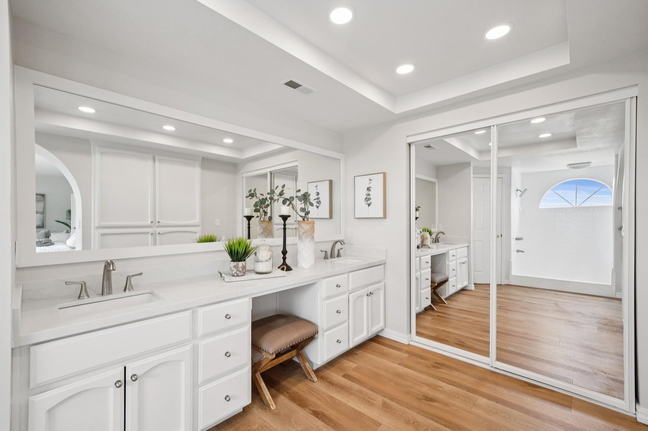 5075 Monaco Dr.