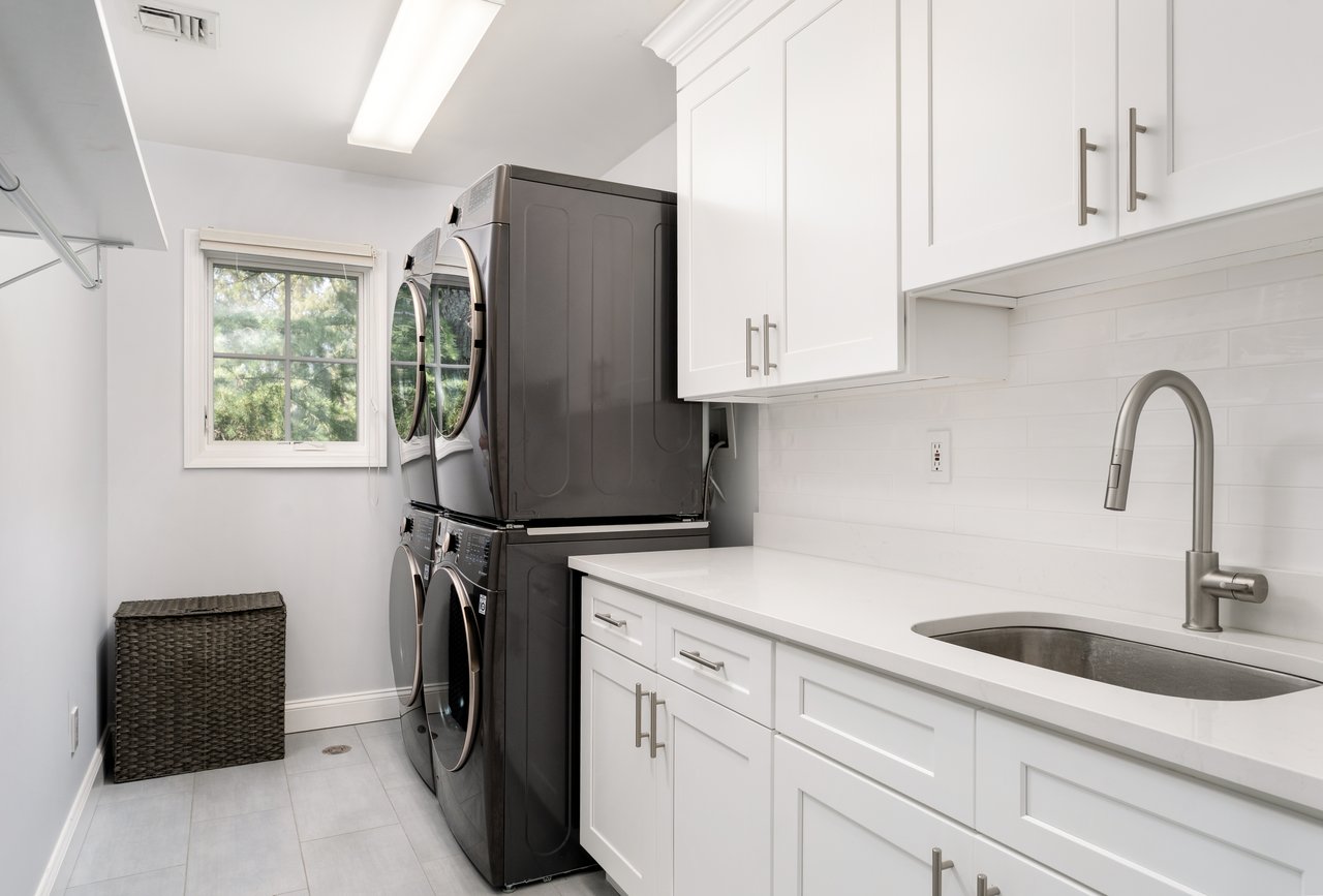 Southampton Village Summer Rental with Tennis / Pool
