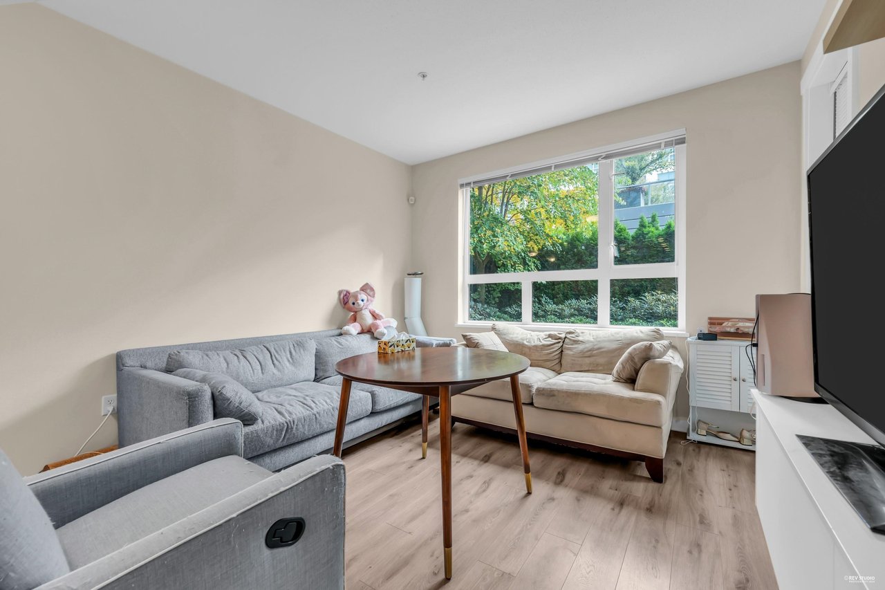 9213 Odlin Rd, #120