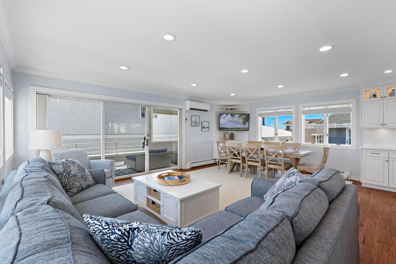 10 11th Street