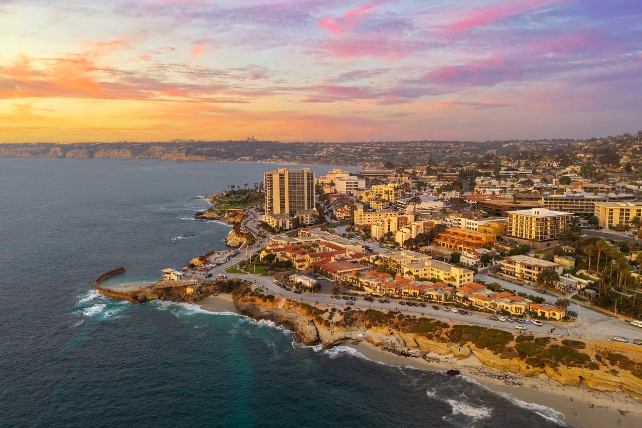 La Jolla Village Neighborhood Guide