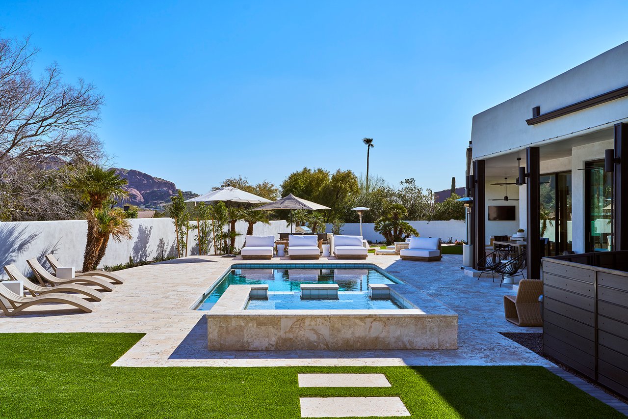 6535 N HILLSIDE Drive