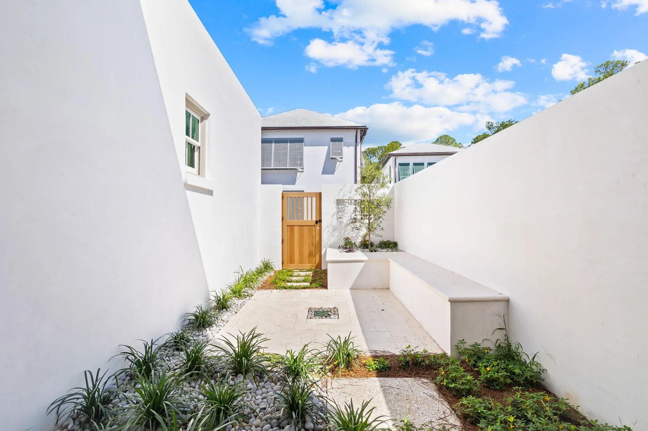 91 Caliza Ln