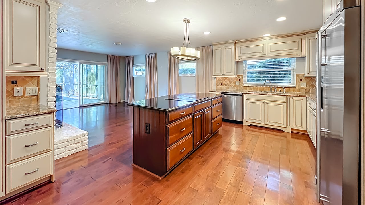 Timeless Olde Winter Park Home in Park Grove