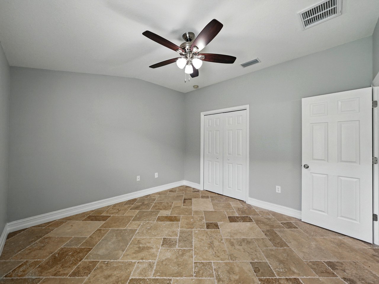 6957 BOULDER RUN LOOP