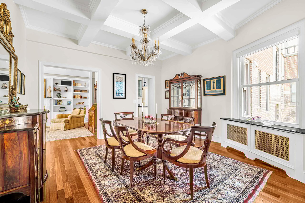 1049 Park Avenue