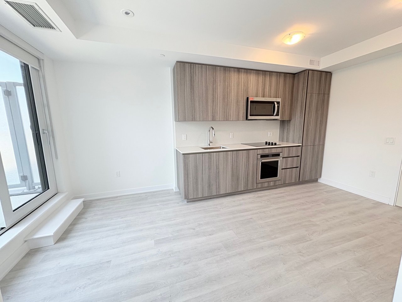 15 Richardson Street Unit: 602